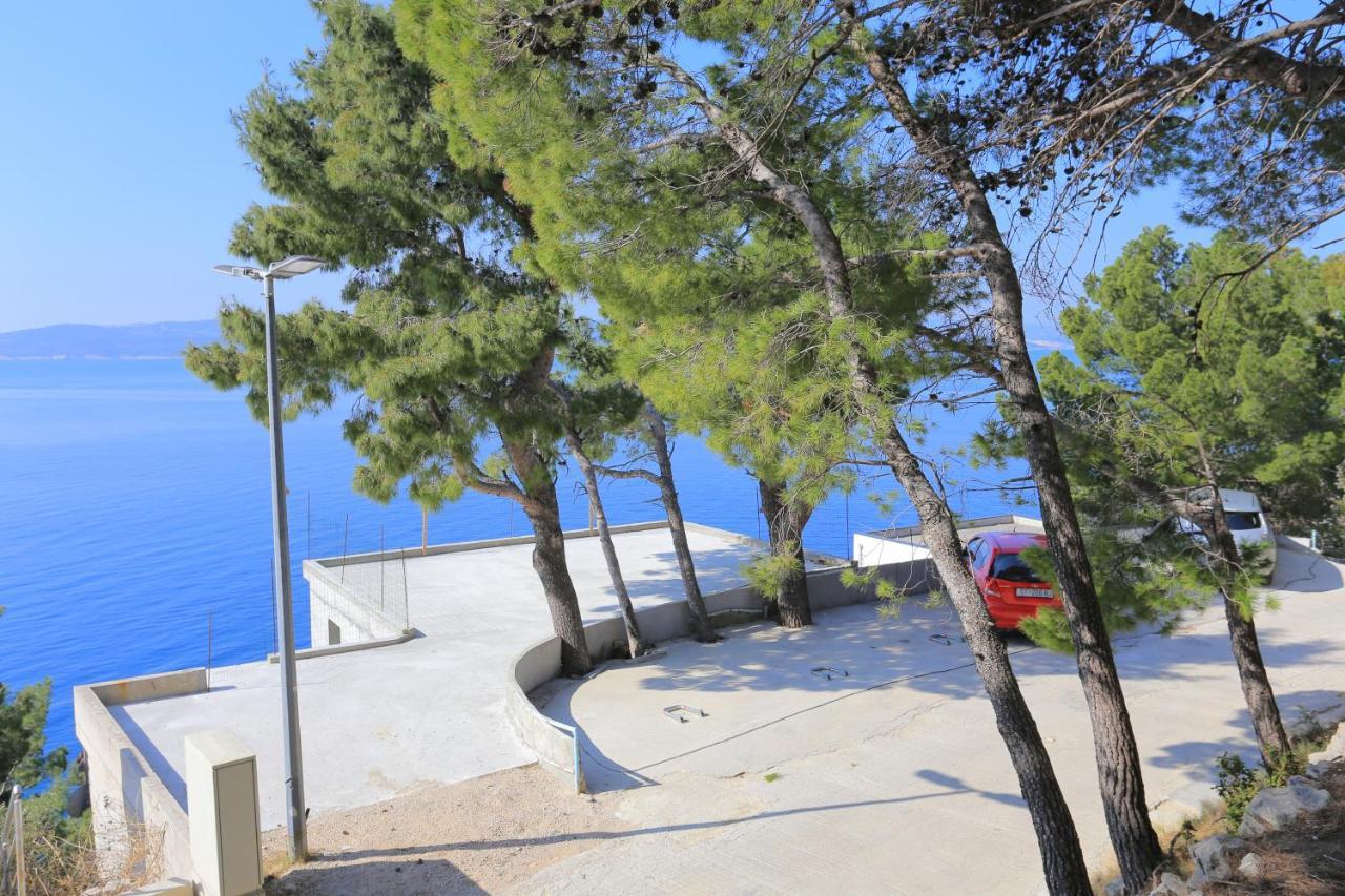 Rooms With A Parking Space Brela, Makarska - 17281 Екстер'єр фото
