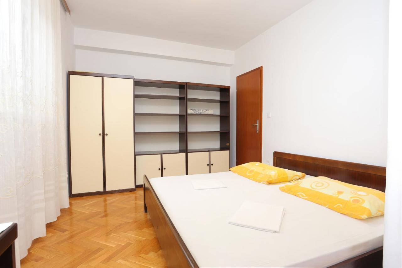 Rooms With A Parking Space Brela, Makarska - 17281 Екстер'єр фото